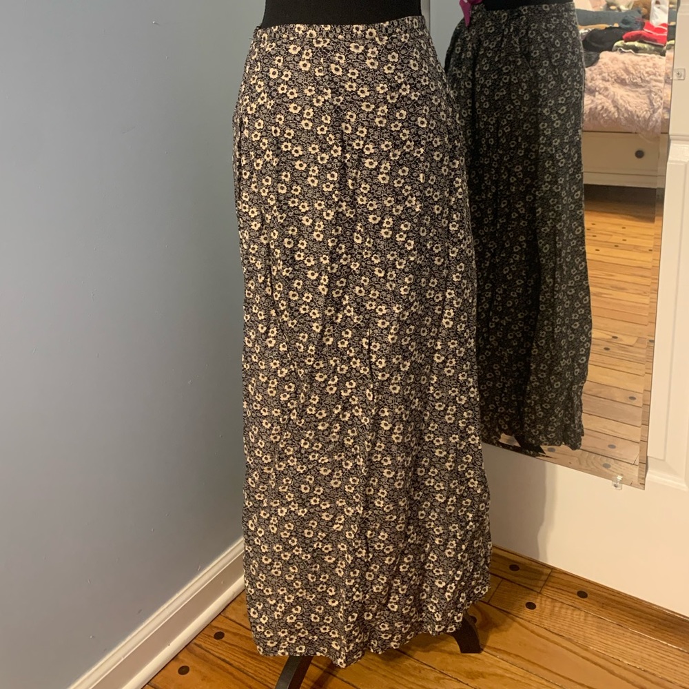 HONORS Floral Maxi Skirt